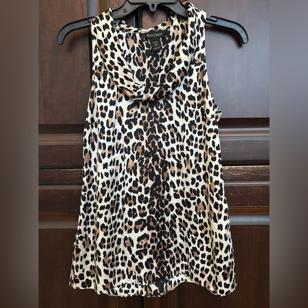White House Black Market Animal Print Leopard Top 100% Silk Size XS
